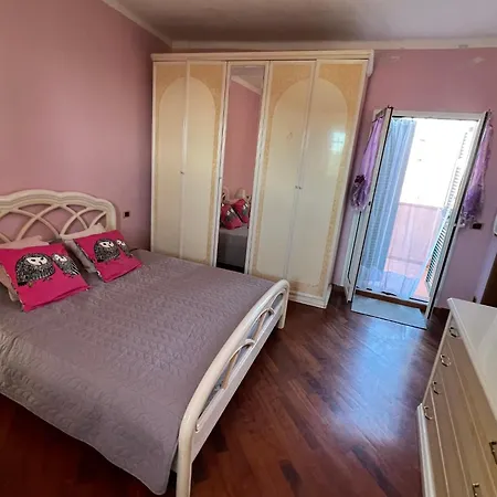 Casa Storica Di Alma Con Fantastica Vista Mare Appartement