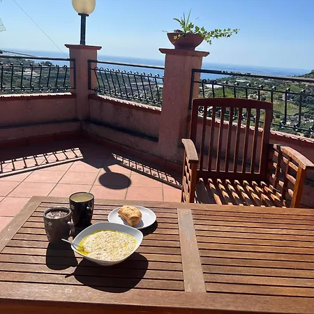 Casa Storica Di Alma Con Fantastica Vista Mare Appartement *
