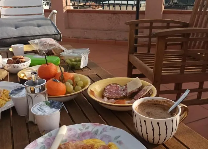 Casa Storica Di Alma Con Fantastica Vista Mare * 圣雷默