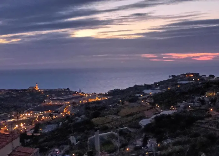 Apartment Casa Storica Di Alma Con Fantastica Vista Mare Sanremo