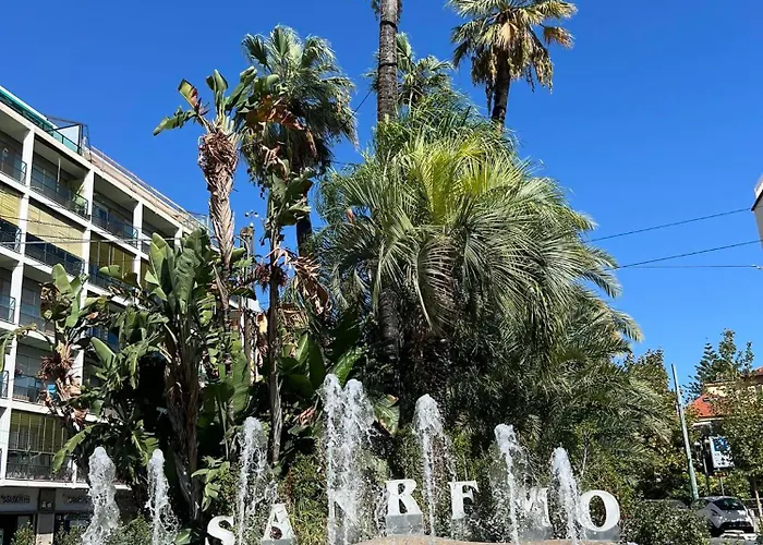 Casa Storica Di Alma Con Fantastica Vista Mare Sanremo