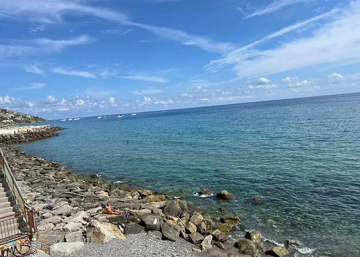 Casa Storica Di Alma Con Fantastica Vista Mare Apartment Sanremo
