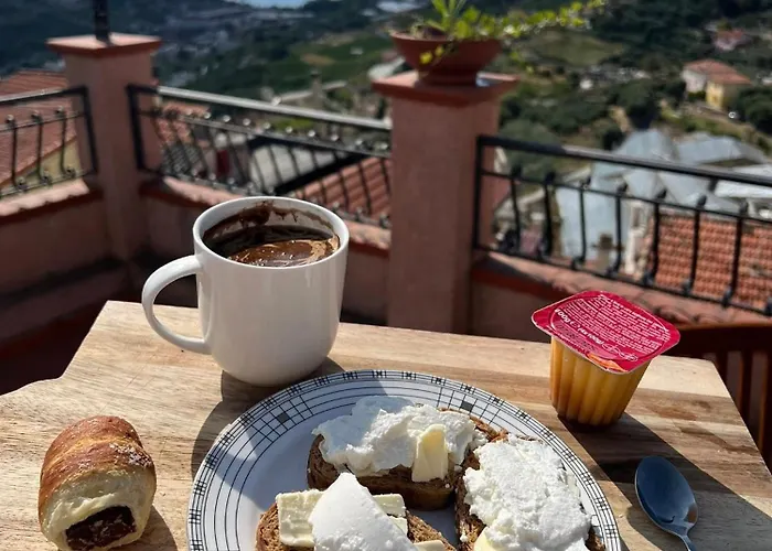 Casa Storica Di Alma Con Fantastica Vista Mare Sanremo