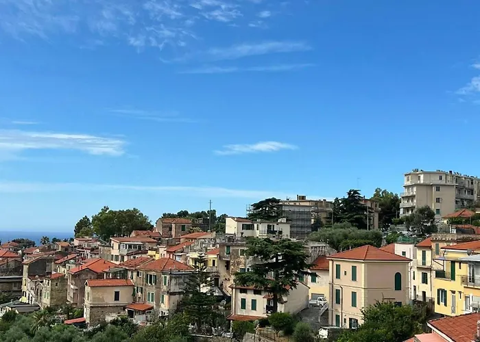 Casa Storica Di Alma Con Fantastica Vista Mare Sanremo